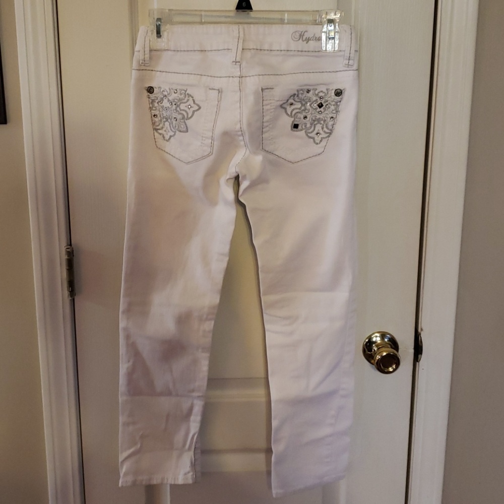 Hydraulic White Capris